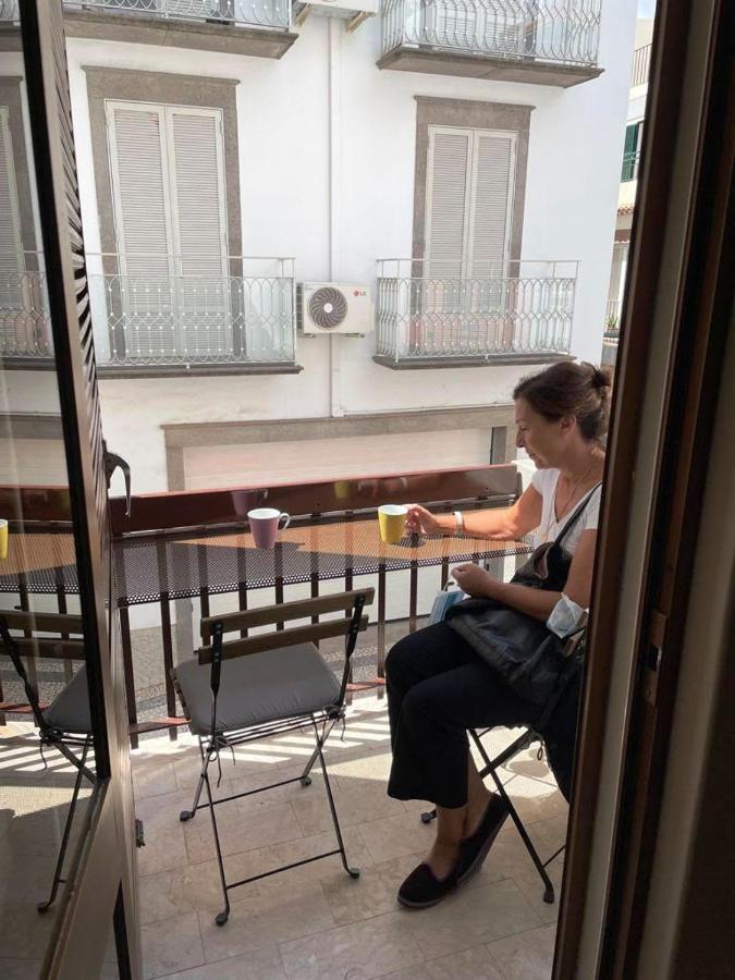 Central Funchal Apartment - Garden - Free Parking & Ac 외부 사진