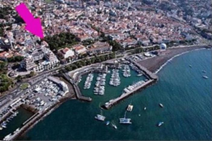 Central Funchal Apartment - Garden - Free Parking & Ac 외부 사진